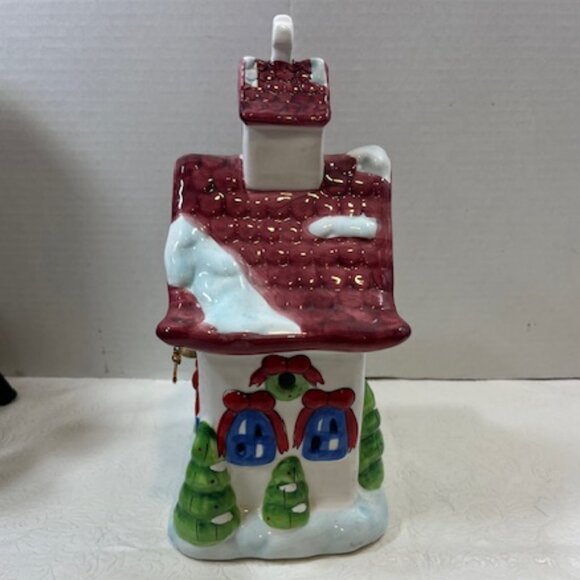 VTG Elements Christmas Village Church Ceramic Hand Painted 5.5"x5"x11" - Picture 4 of 11